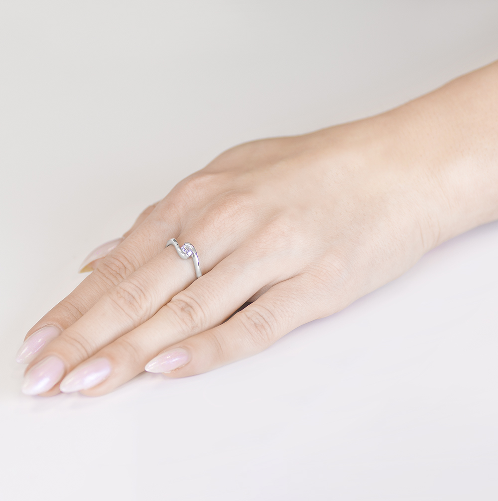 Pierścionek zaręczynowy SAVICKI: białe złoto, diament