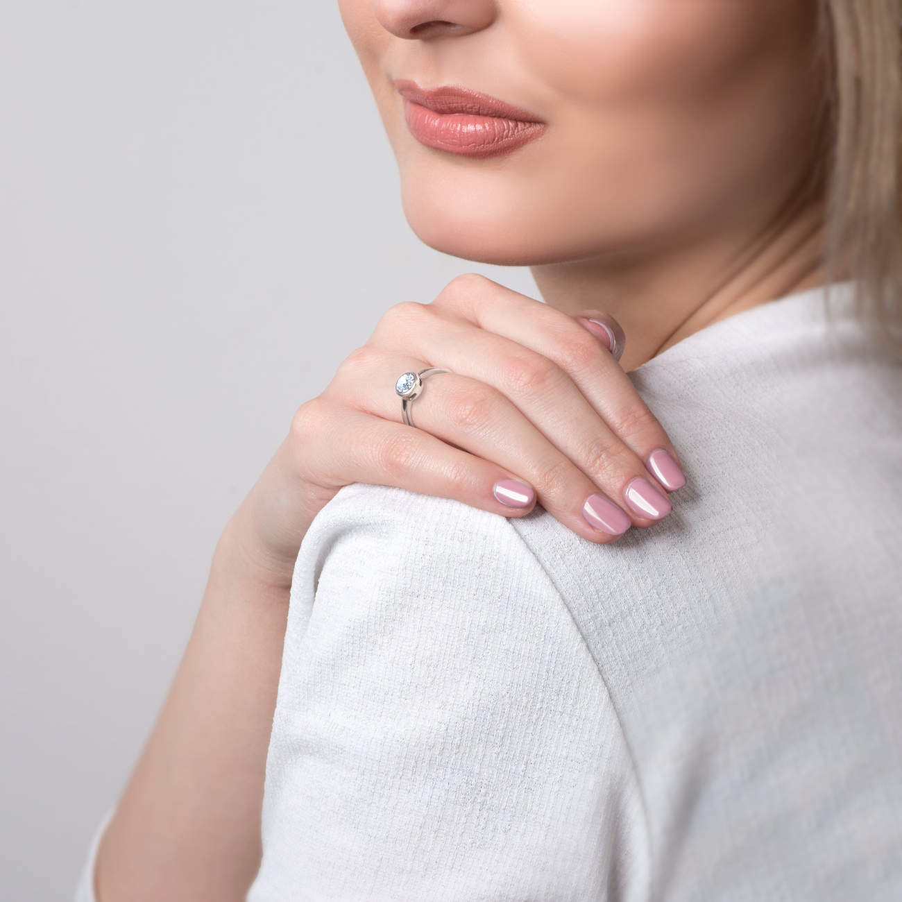 Pierścionek zaręczynowy SAVICKI: białe złoto, diament - 7