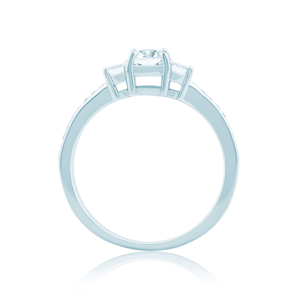 Pierścionek zaręczynowy SAVICKI: białe złoto, diamenty