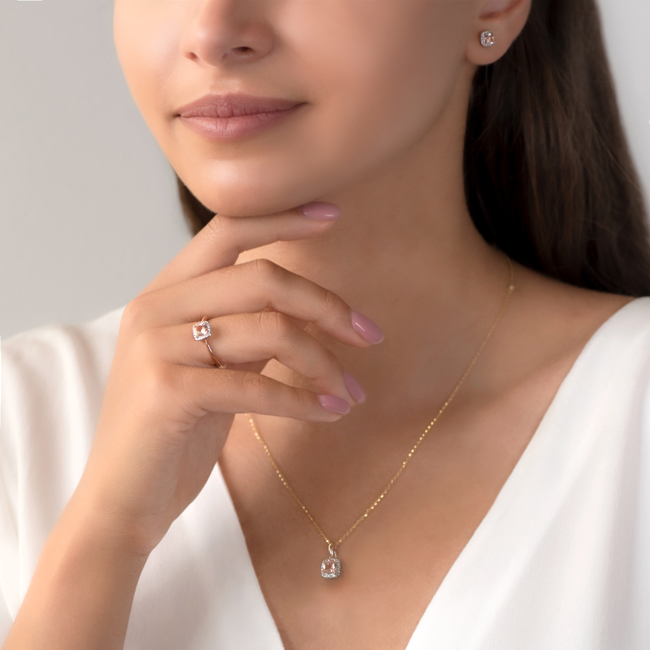 Kolczyki Savicki: różowe złoto, morganity, diamenty