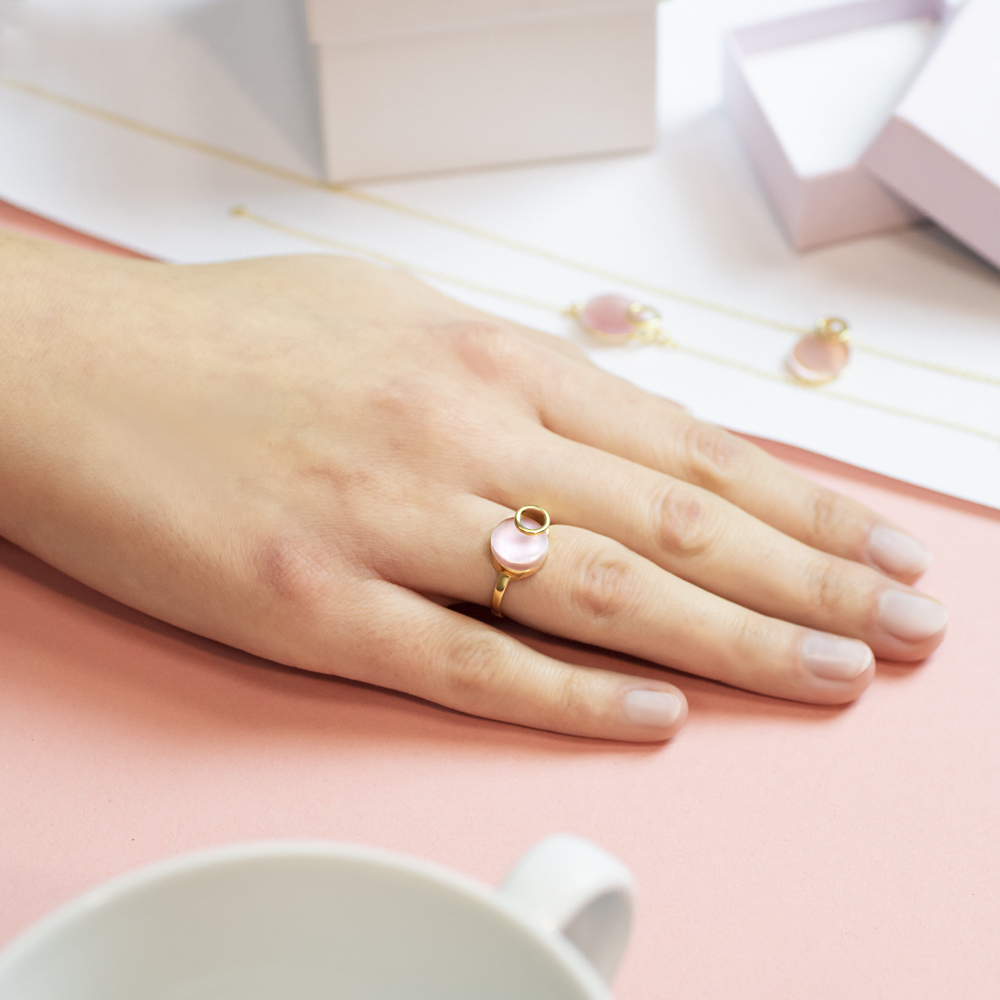 Pierścionek SAVICKI: srebro pozłacane, różowe kocie oko