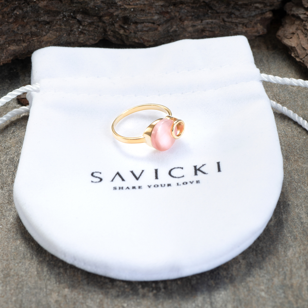 Pierścionek SAVICKI: srebro pozłacane, różowe kocie oko