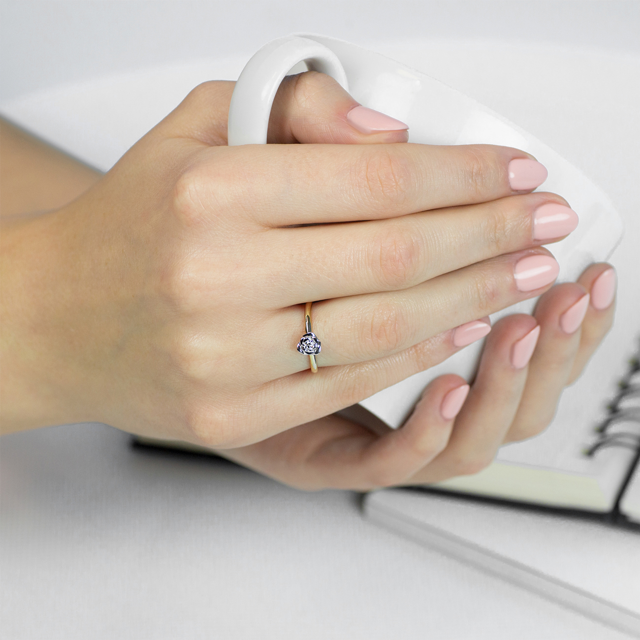 Pierścionek zaręczynowy SAVICKI: dwukolorowe złoto, diament