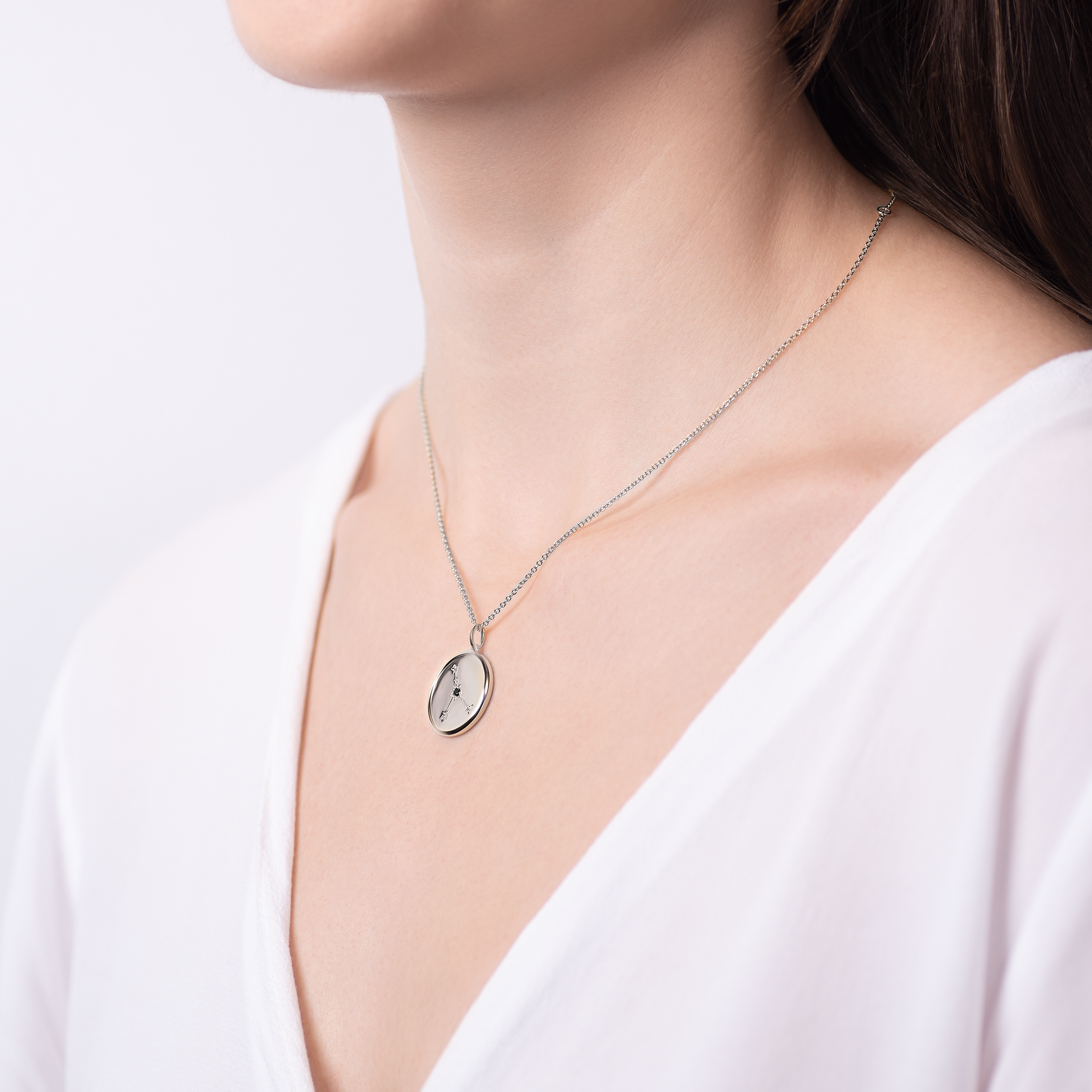 Naszyjnik znak zodiaku rak Savicki: srebrny, czarny diament