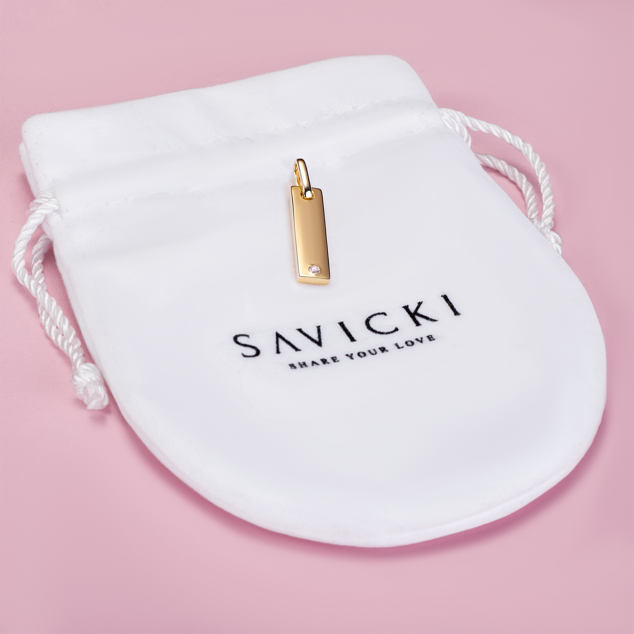 Zawieszka Engrave: srebrna pozłacana, biały szafir, grawer - 4