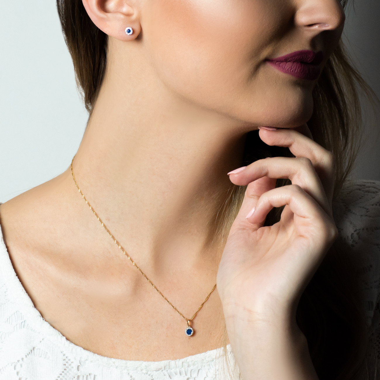 Zawieszka Savicki: złota, diamenty, niebieski szafir