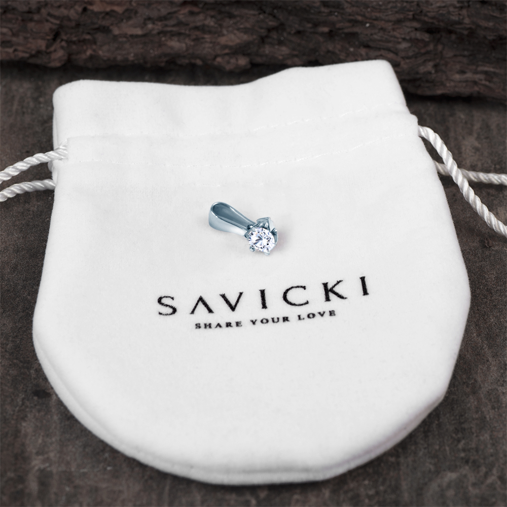 Zawieszka The Journey: białe złoto, biały szafir