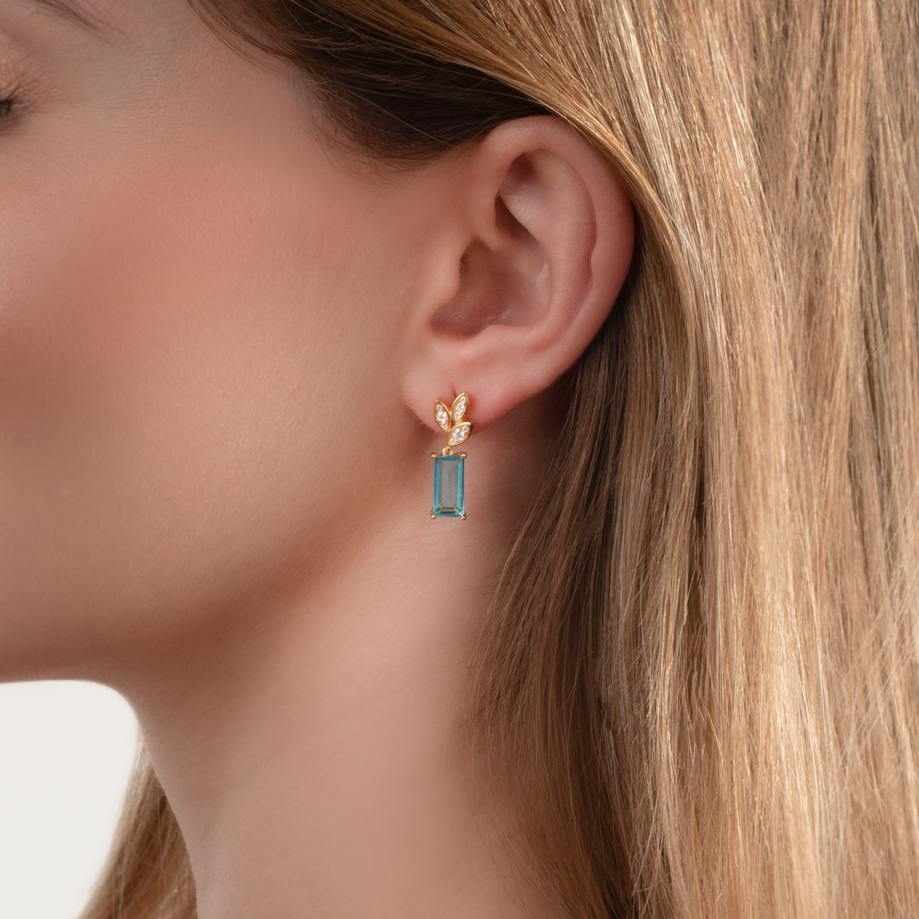 Kolczyki liść Savicki: srebrne pozłacane, topazy, cyrkonie