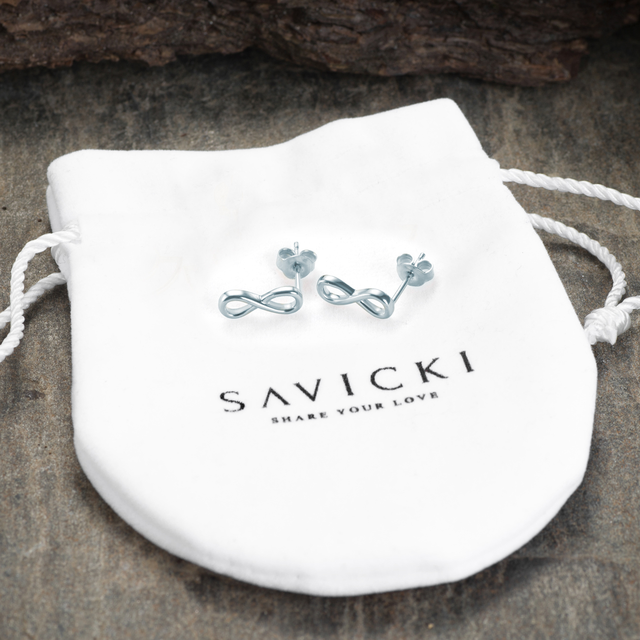 Kolczyki nieskończoność Savicki: srebrne