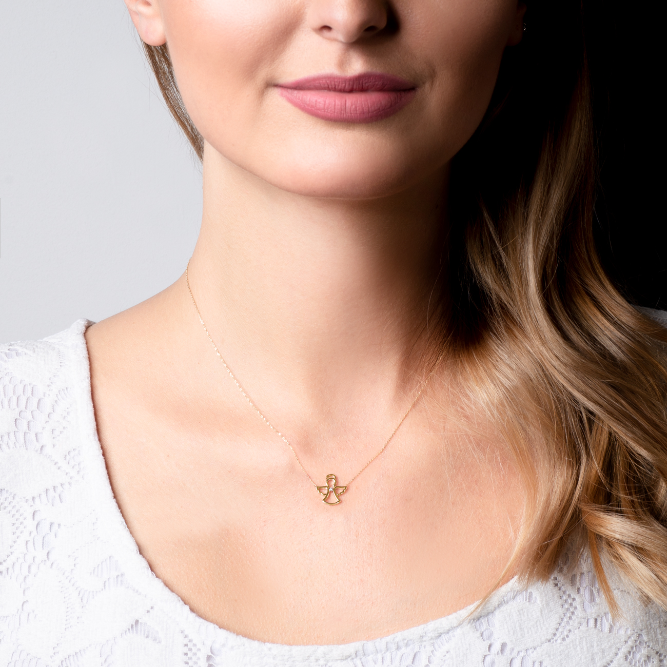 Naszyjnik aniołek złoty 585 z białym diamentem 0.01ct 42 cm - 3