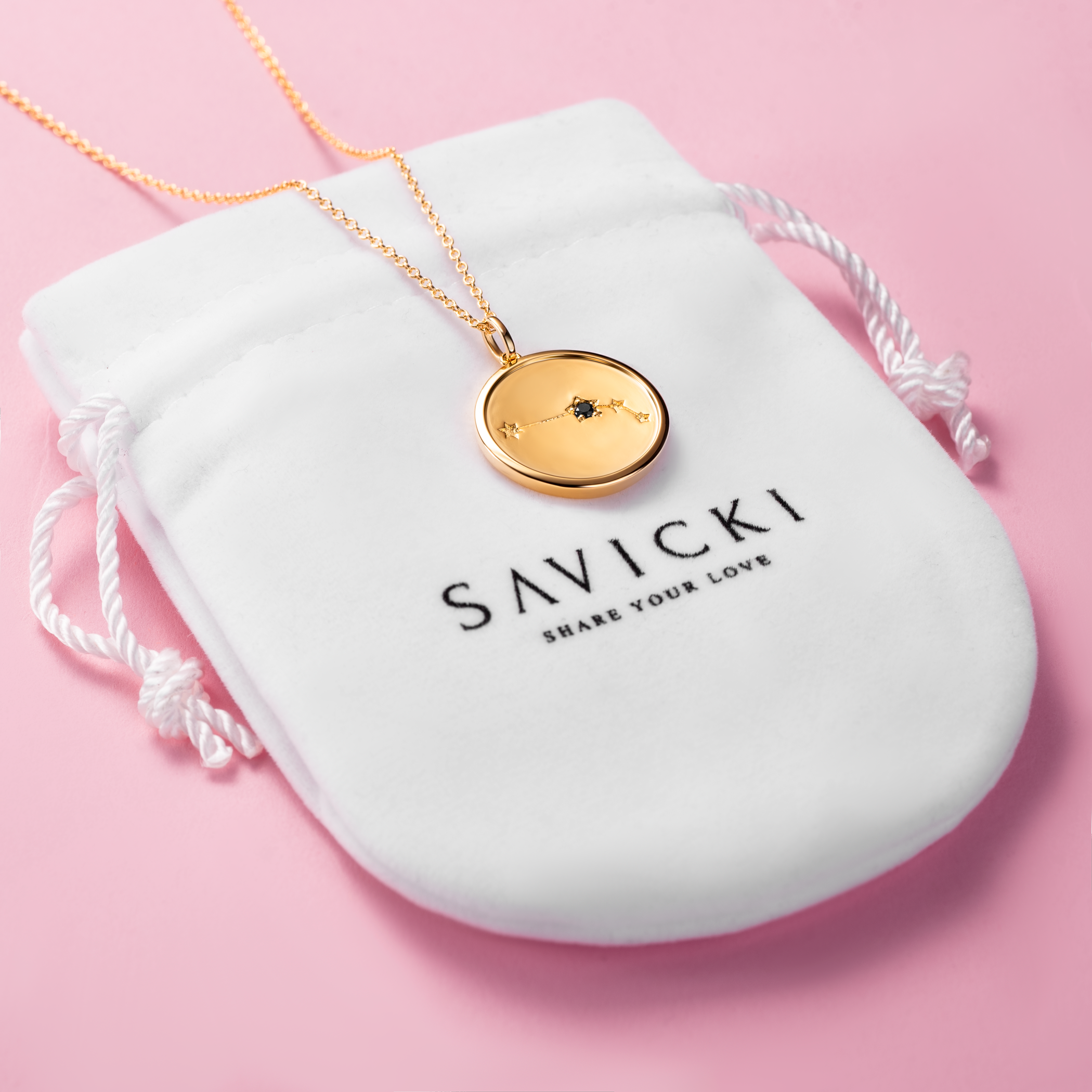 Naszyjnik znak zodiaku baran Savicki: srebrny pozłacany, czarny diament - 4