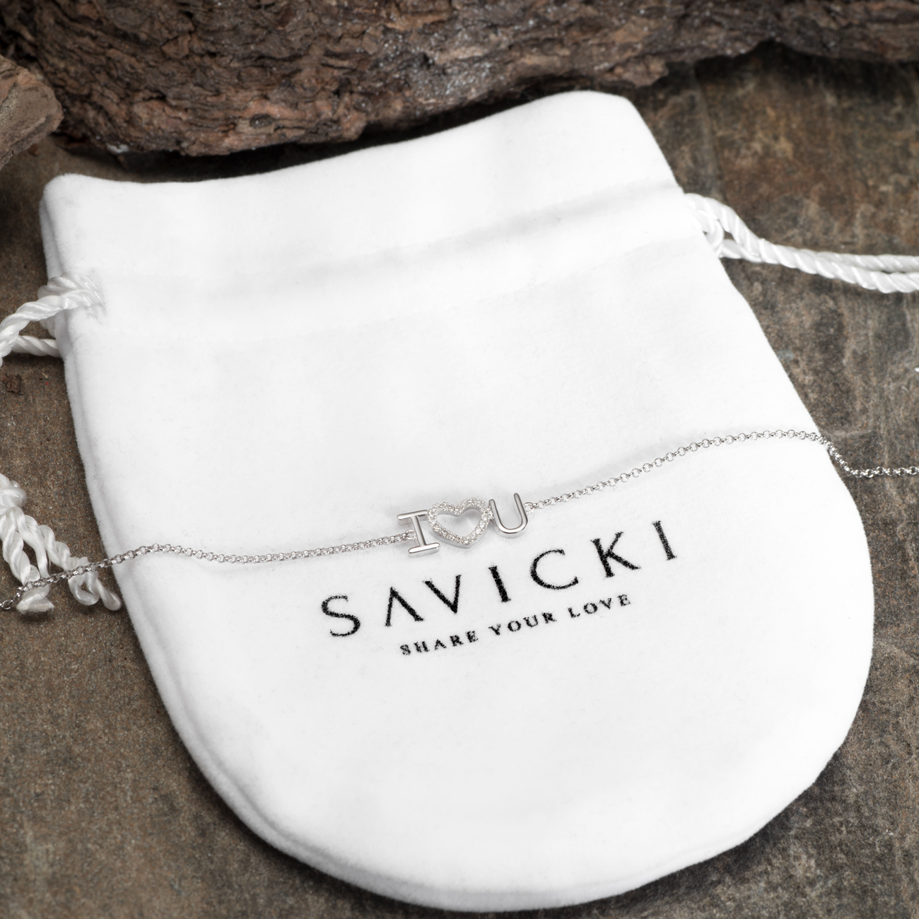 Bransoletka celebrytka z białego złota 585 z białym diamentem 0.05ct 18cm