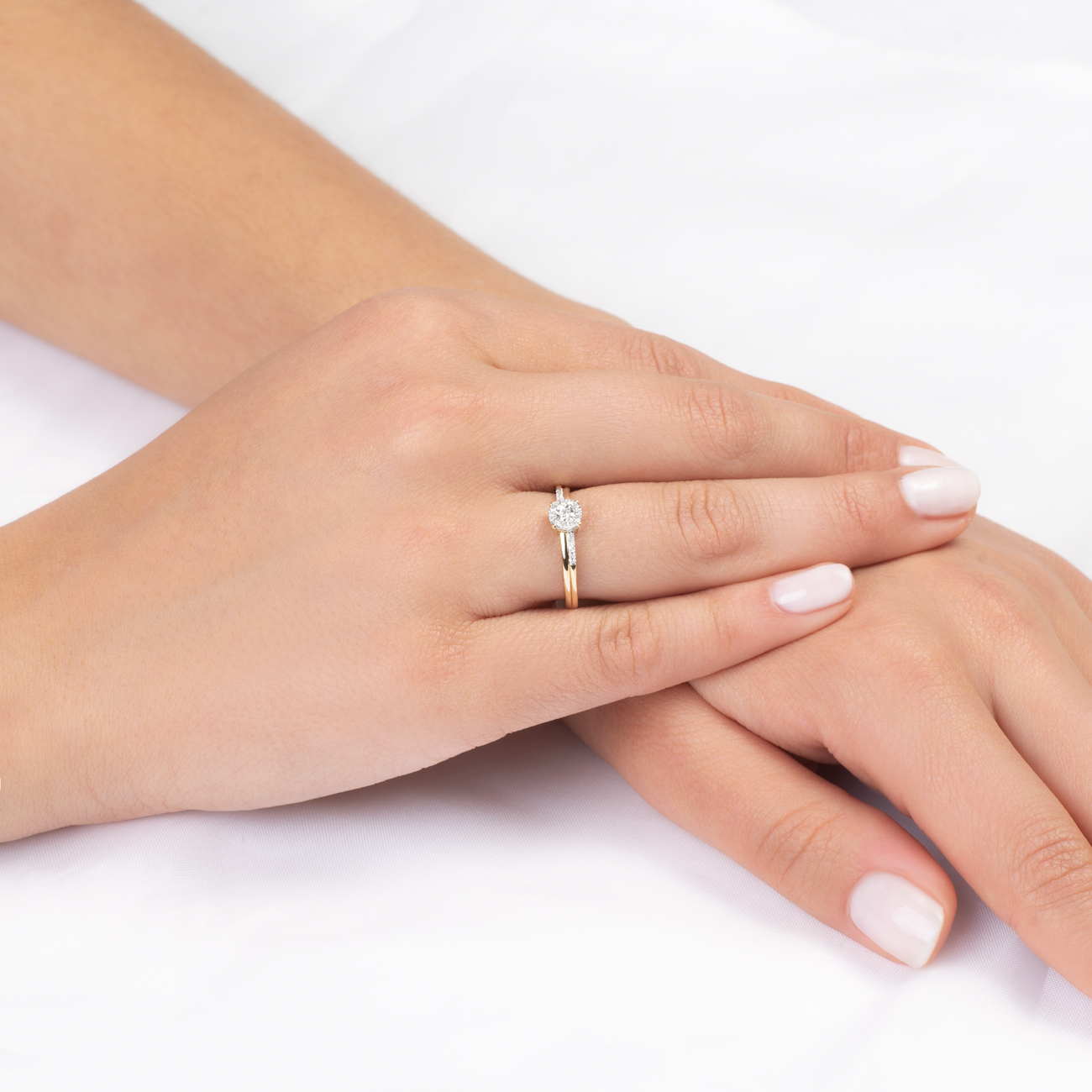 Verlobungsring Savicki: Zweifarbiges Gold, Diamanten