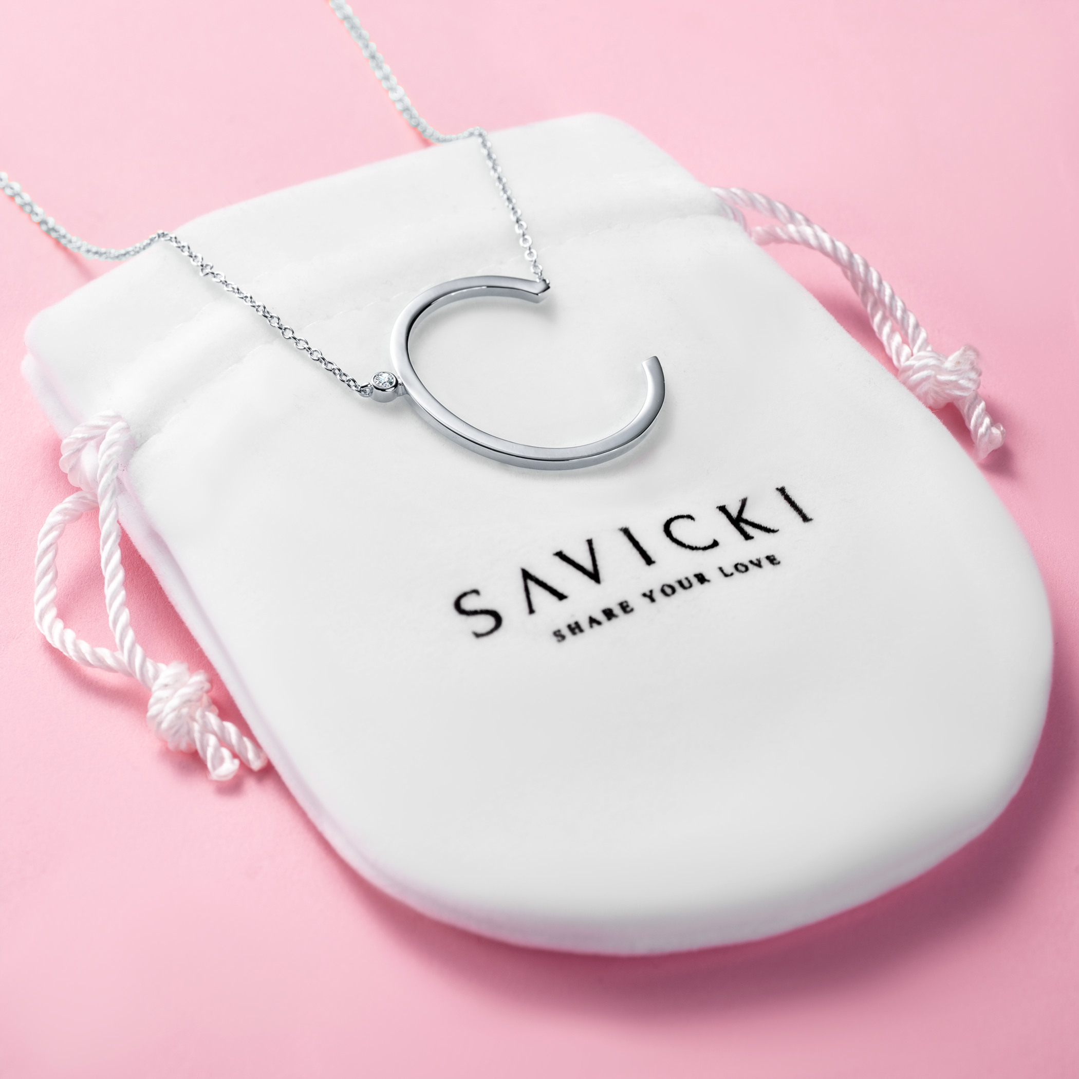 Halskette Kette mit Anhänger  Buchstabe C Savicki: Silber, Weißer Saphir