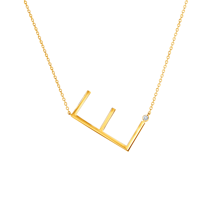 Náhrdelník s písmenem E SAVICKI: pozlacené stříbro, bílý safír