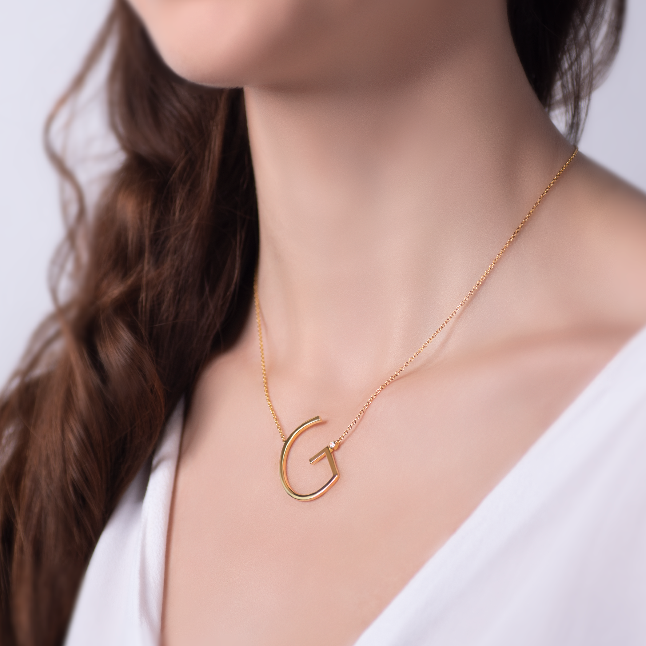 Halskette Kette mit Anhänger  Buchstabe G Savicki: Silber Vergoldet, Weißer Saphir