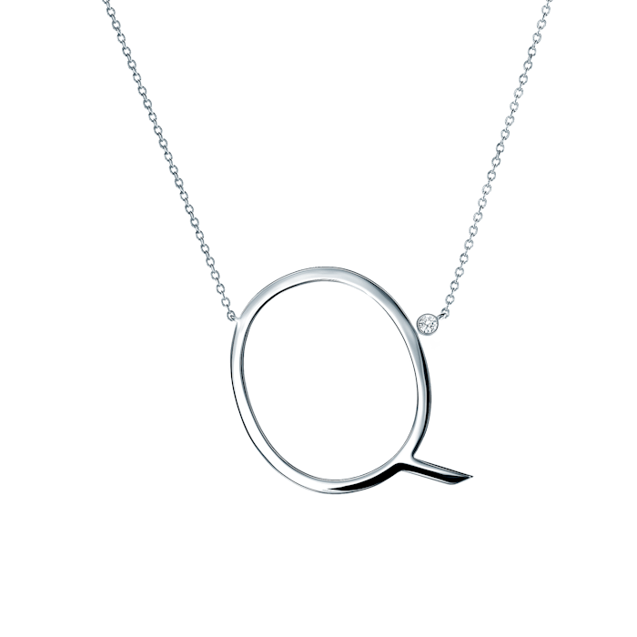 Náhrdelník s písmenem Q SAVICKI: stříbro, bílý safír
