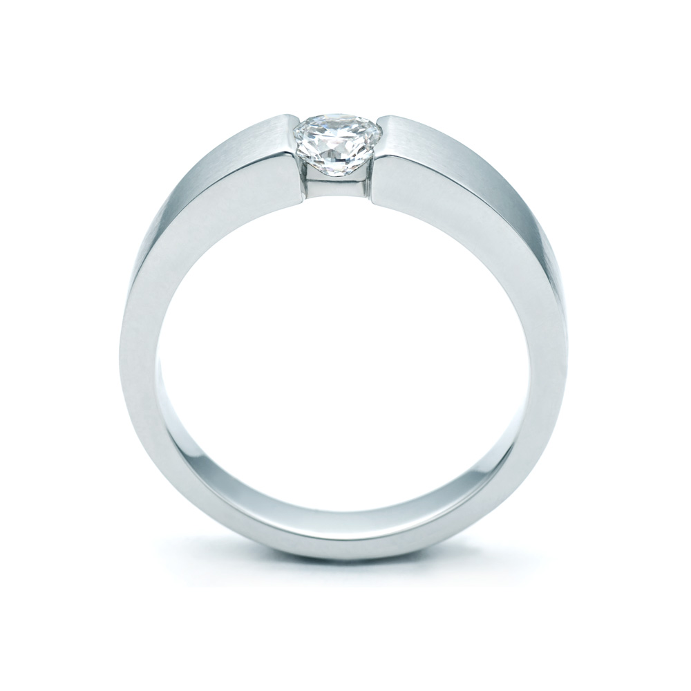 Pierścionek Platinium: platyna, diament