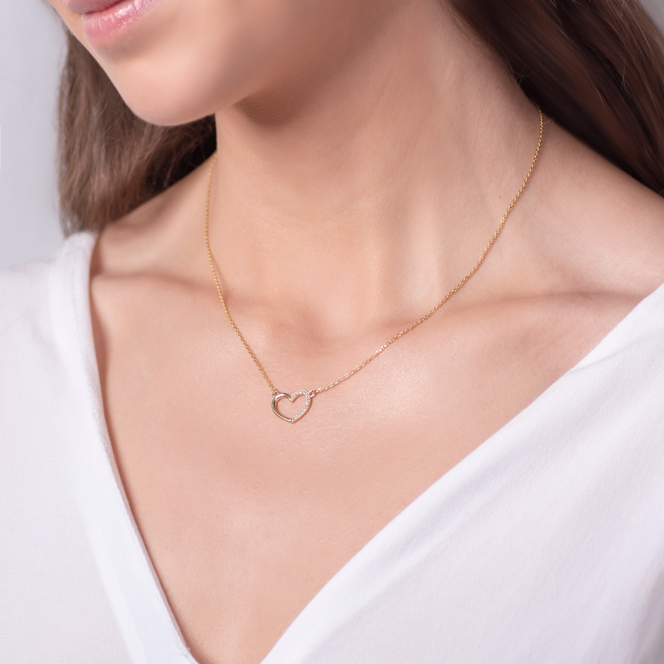 Naszyjnik celebrytka serce Savicki: srebrny pozłacany, cyrkonie - 5