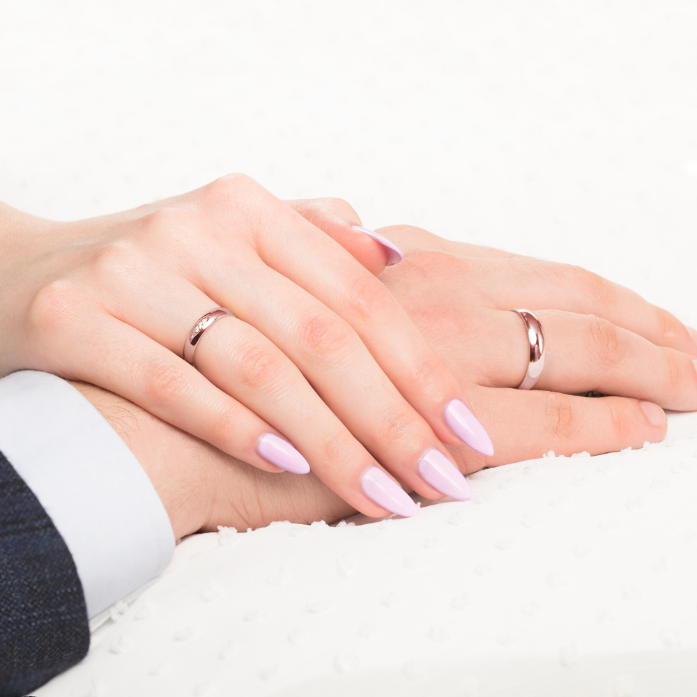 Obrączki ślubne: różowe złoto, półokrągłe, 4 mm