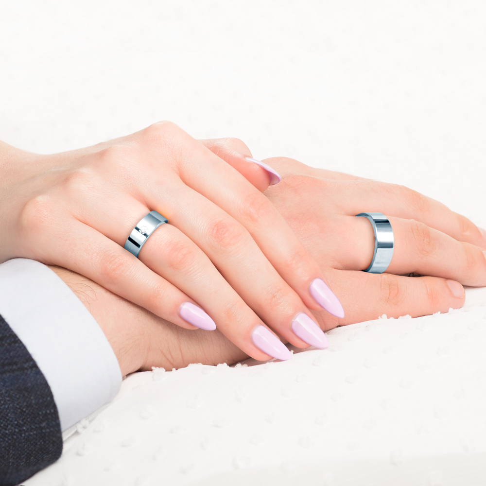 Obrączki ślubne: białe złoto, płaskie, 7 mm