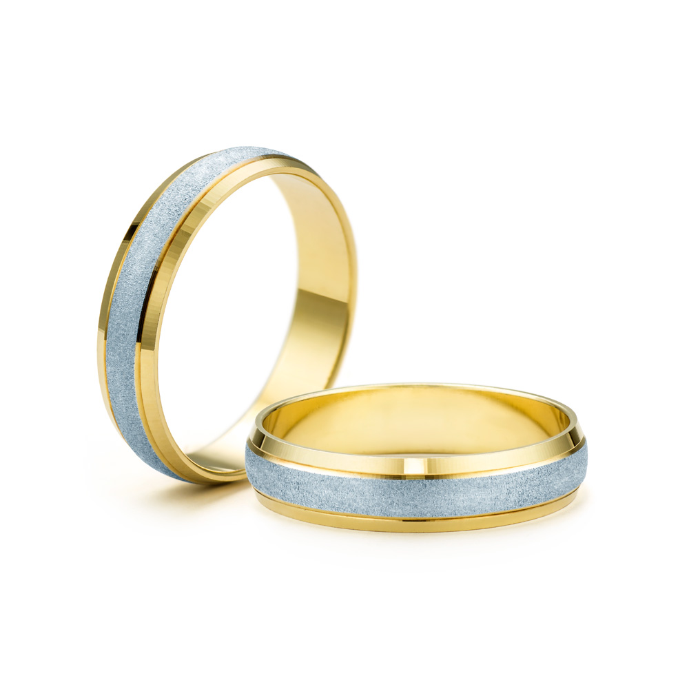 Wedding Rings: two colour gold, D-Shaped, 5 mm