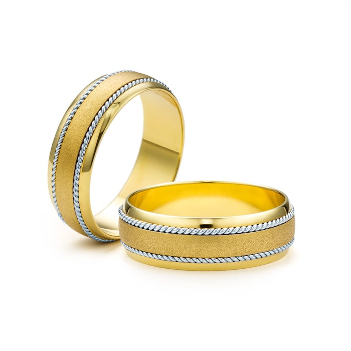 Snubní prsteny: dvoubarevné zlato, půlkulaté, 6 mm